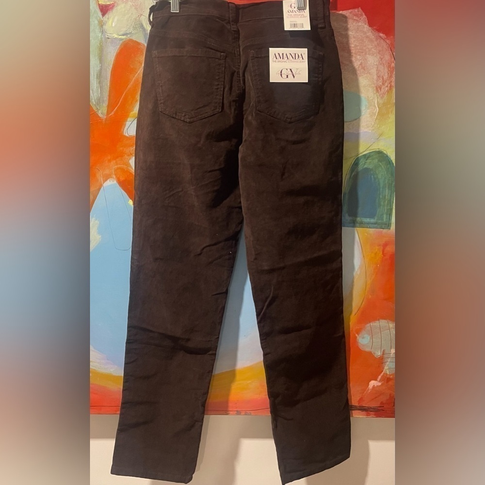 NWT Gloria Vanderbilt Pants
Women's Size 8 Amanda Brown Stretch Pockets - Picture 8 of 9